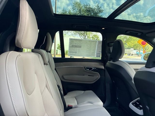 New 2026 Volvo XC90 B5 Core AWD/4WD image 25
