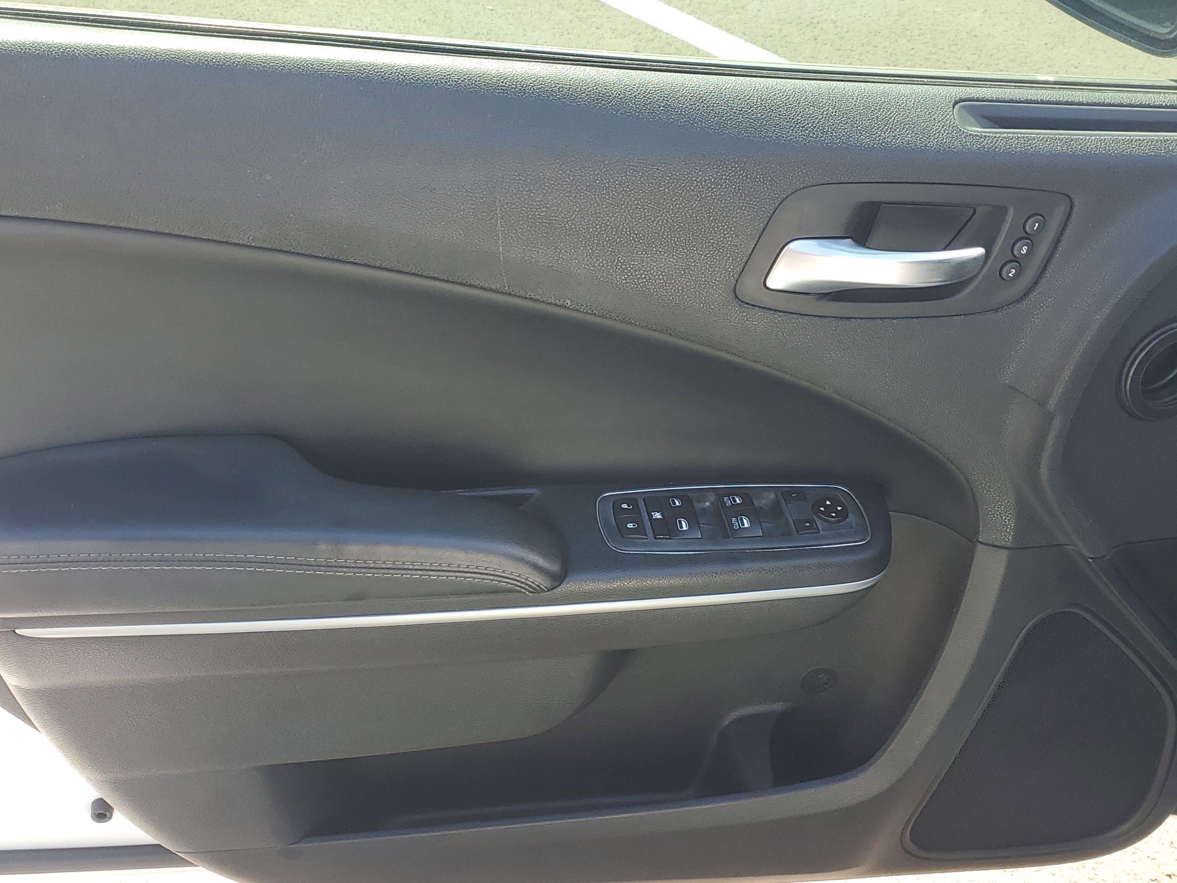 Used 2021 Dodge Charger SXT w/ Leather Interior Group image 8