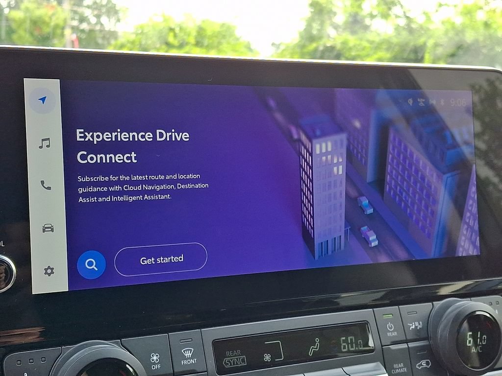 Certified 2024 Toyota Grand Highlander FWD image 19