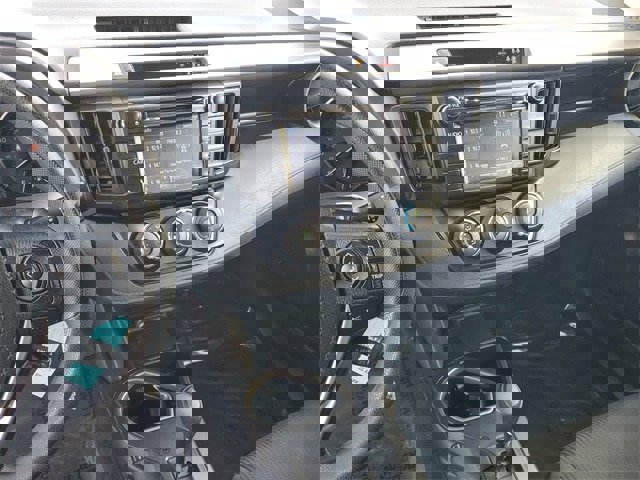 Used 2018 Toyota RAV4 LE w/ Carpet Mat Package image 21