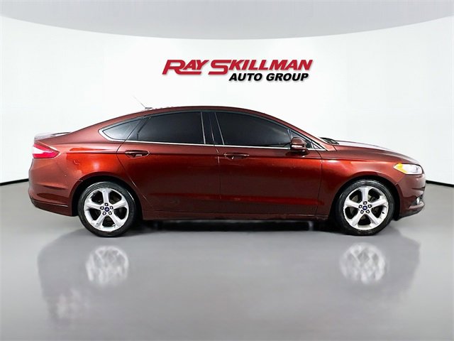 Used 2020 Ford Fusion SE image 8