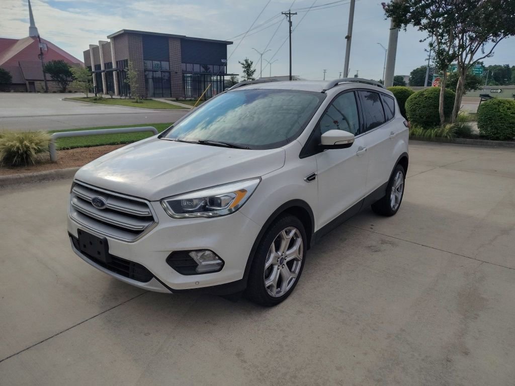 Used 2019 Ford Escape Titanium w/ U9j03 - Titanium Tow Package AWD/4WD image 1