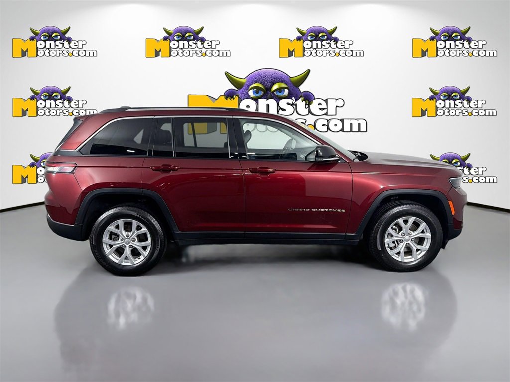 Used 2023 Jeep Grand Cherokee Limited image 4