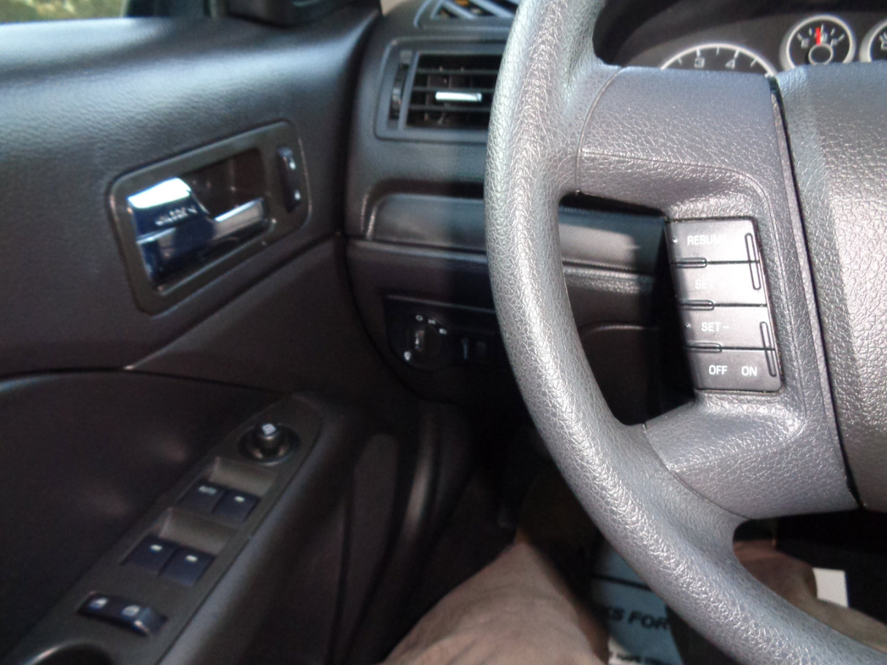 Used 2008 Ford Fusion SE image 23