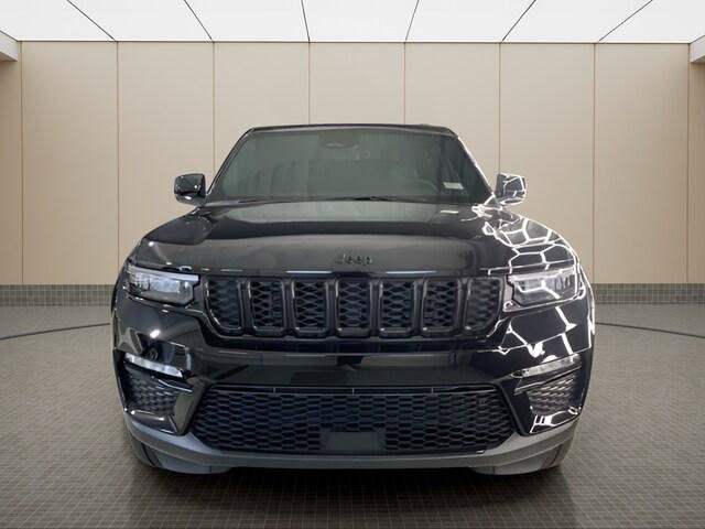 Certified 2025 Jeep Grand Cherokee Limited w/ Luxury Tech Group II AWD/4WD image 8