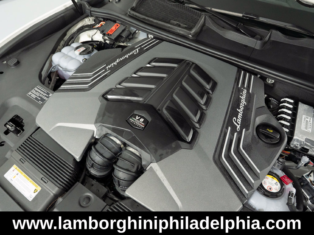 Used 2025 Lamborghini Urus SE AWD/4WD image 59
