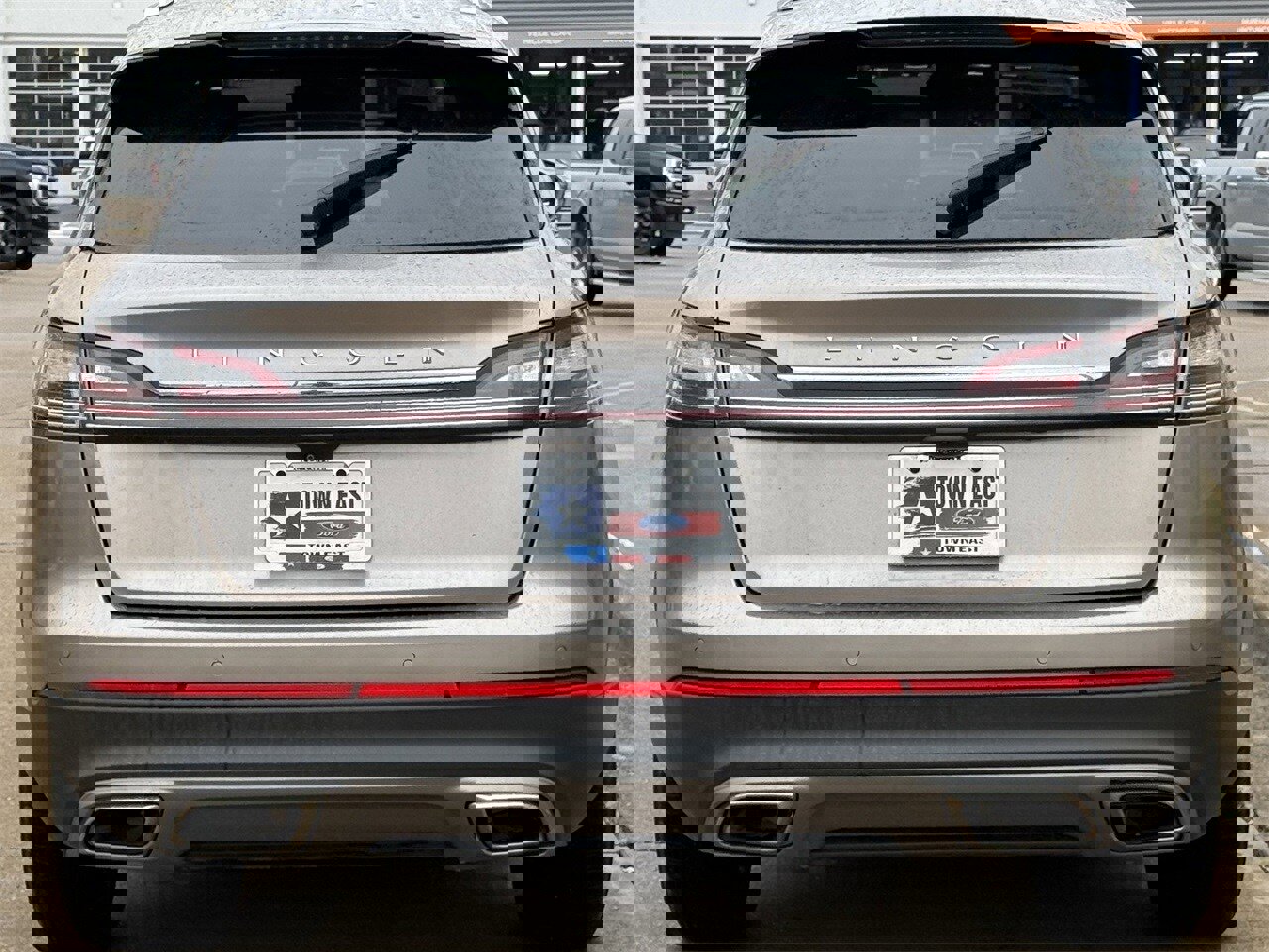 Used 2021 Lincoln Nautilus FWD image 6