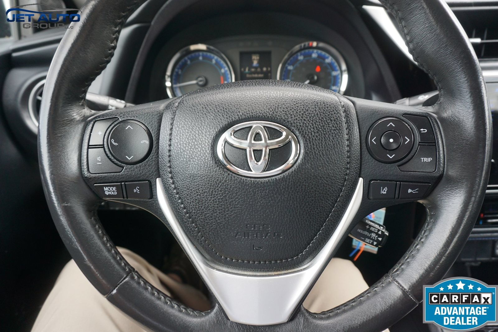Used 2017 Toyota Corolla SE FWD image 35