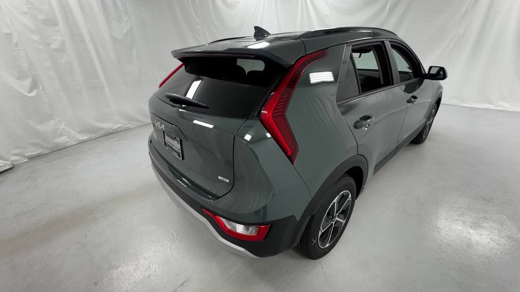 New 2026 Kia Niro EX FWD image 3
