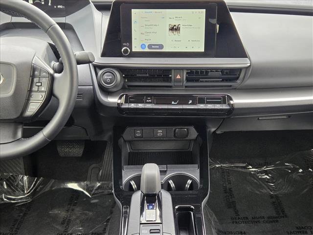 Used 2025 Toyota Prius LE image 15