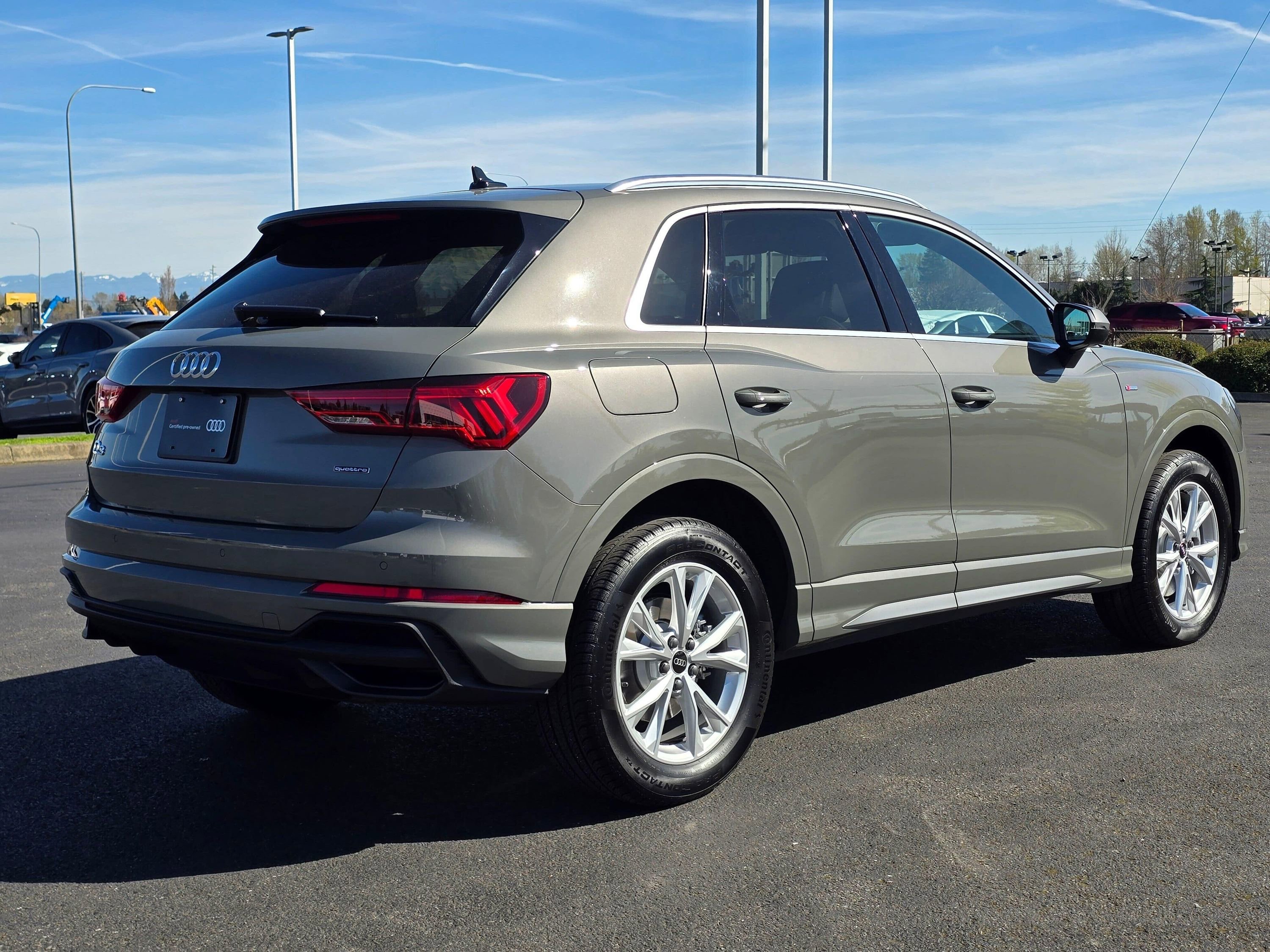 Certified 2025 Audi Q3 2.0T Premium Plus w/ Premium Plus Package AWD/4WD image 5