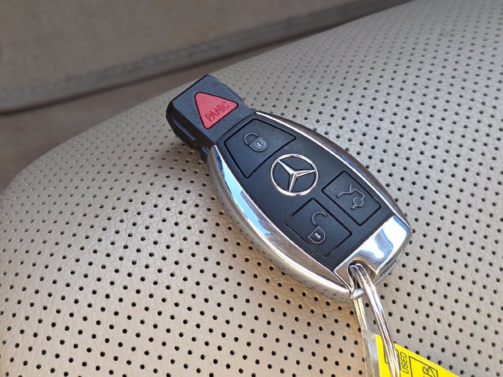 Used 2013 Mercedes-Benz SL 550 image 33