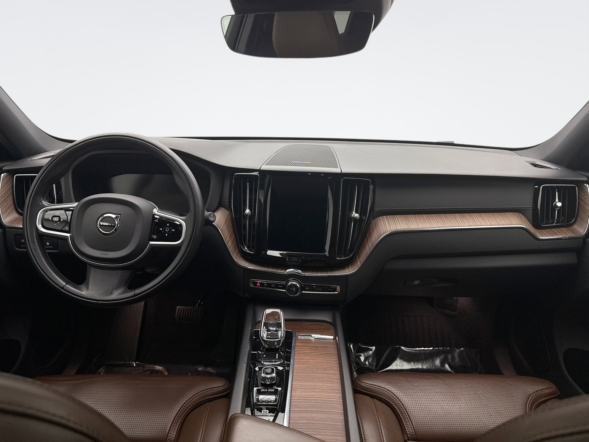 Used 2021 Volvo XC60 T8 Inscription w/ Advanced Package image 14