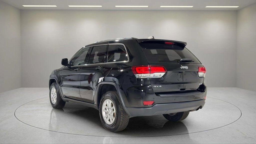 Used 2020 Jeep Grand Cherokee Laredo image 14