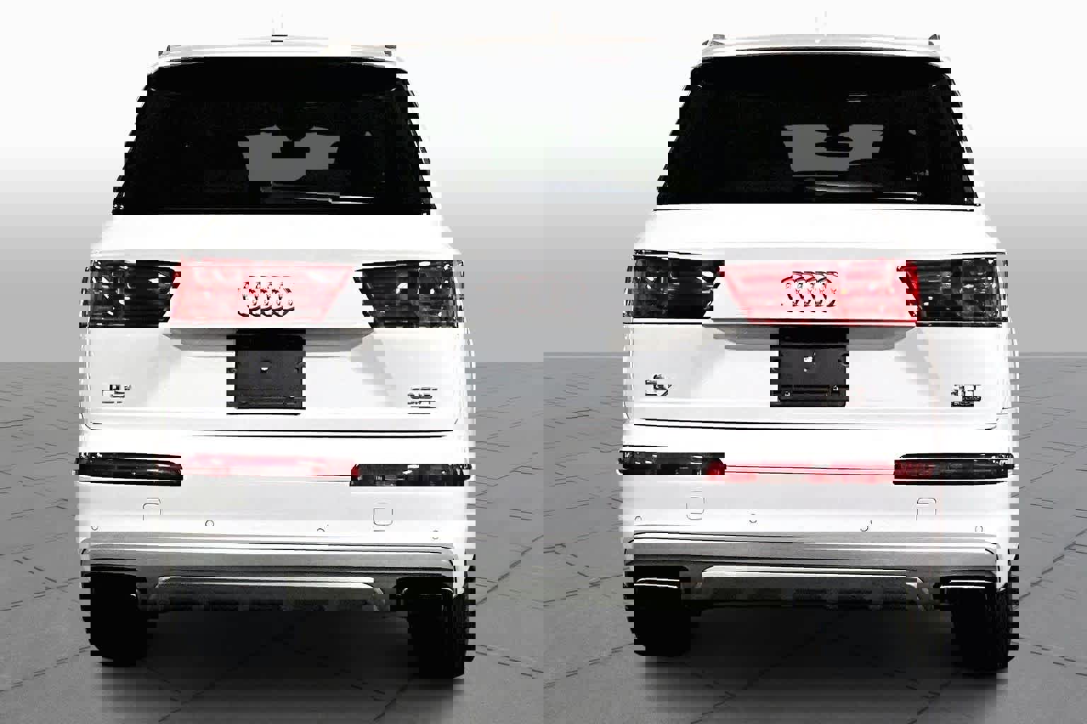 Used 2017 Audi Q7 3.0T Premium Plus image 5