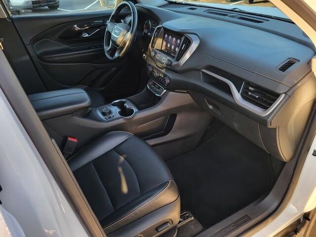 Used 2023 GMC Terrain AT4 image 11
