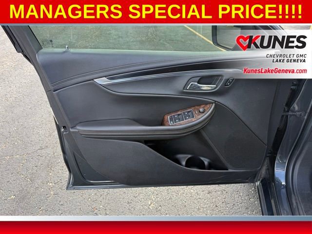 Used 2015 Chevrolet Impala LT w/ Convenience Package FWD image 15