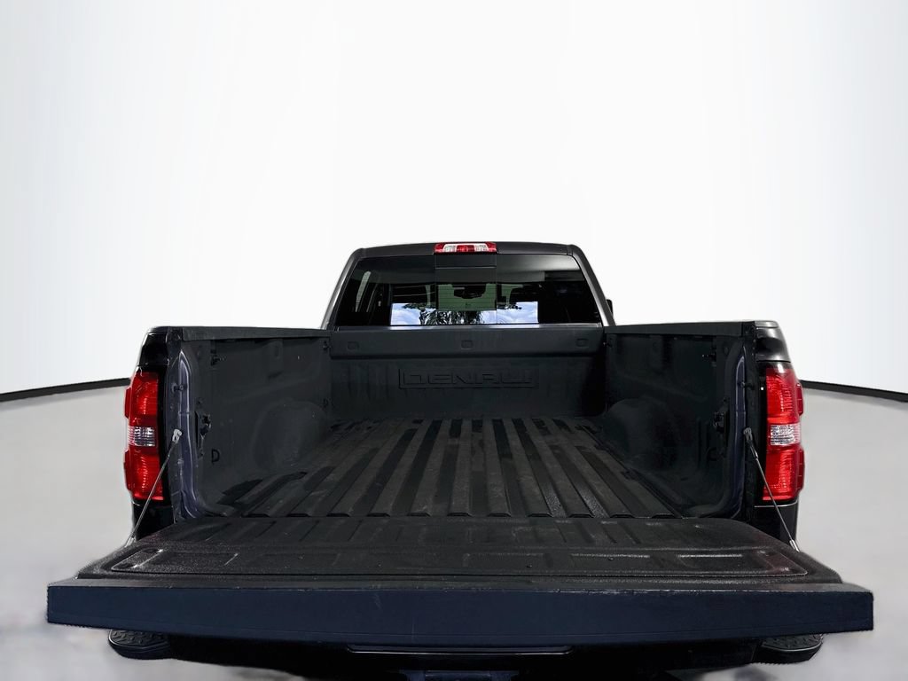 Used 2016 GMC Sierra 2500 Denali w/ Duramax Plus Package AWD/4WD image 31