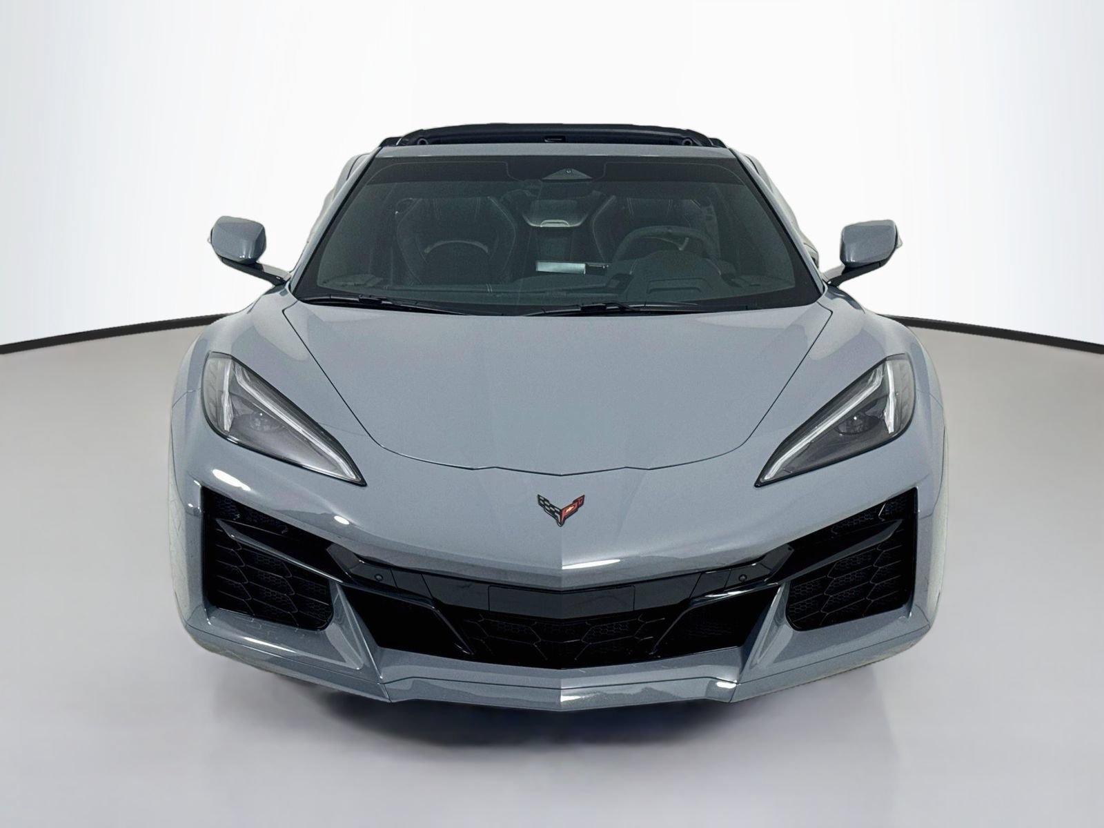 Used 2024 Chevrolet Corvette Z06 RWD image 2