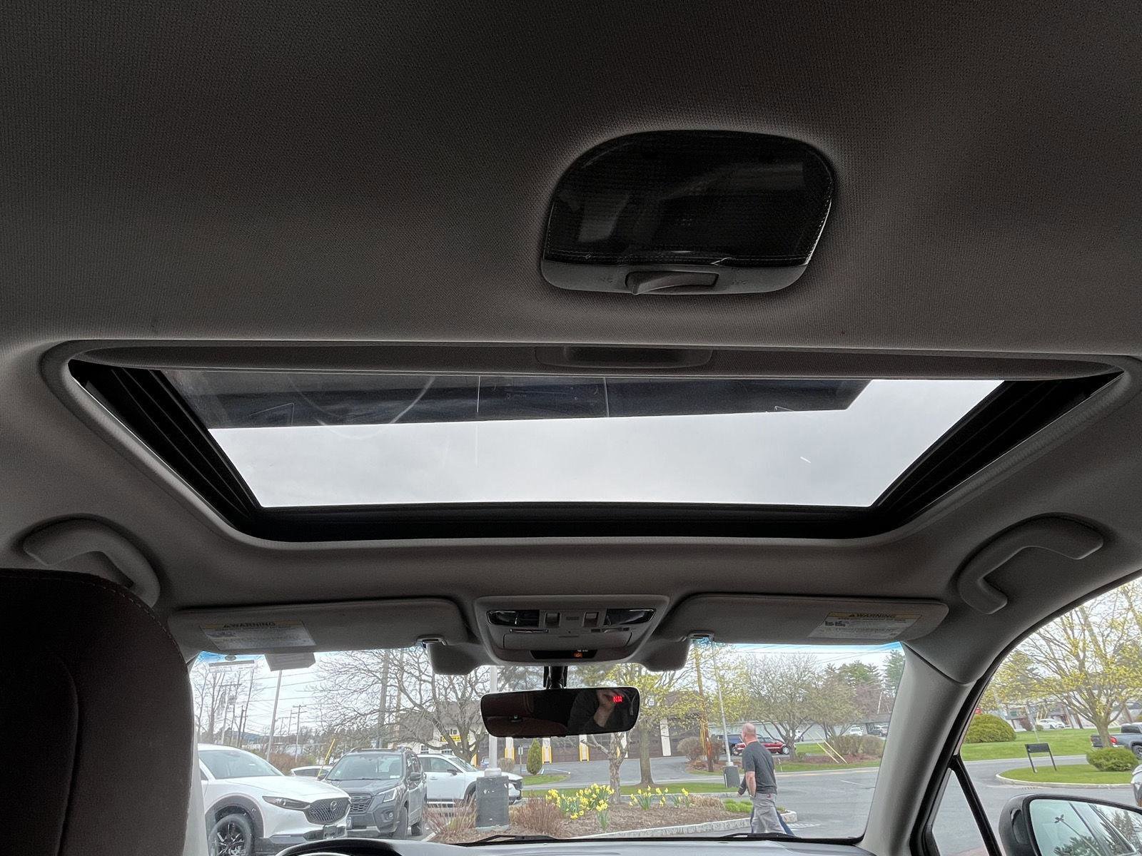 Used 2018 Subaru Outback 2.5i Touring AWD/4WD image 25