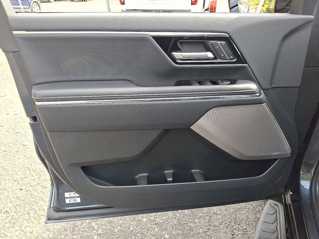 New 2026 GMC Sierra EV Denali AWD/4WD image 9