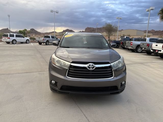 Used 2015 Toyota Highlander XLE AWD/4WD image 2
