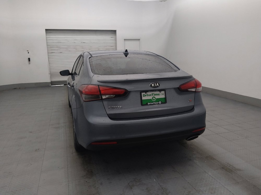 Used 2017 Kia Forte S w/ S Technology Package image 6