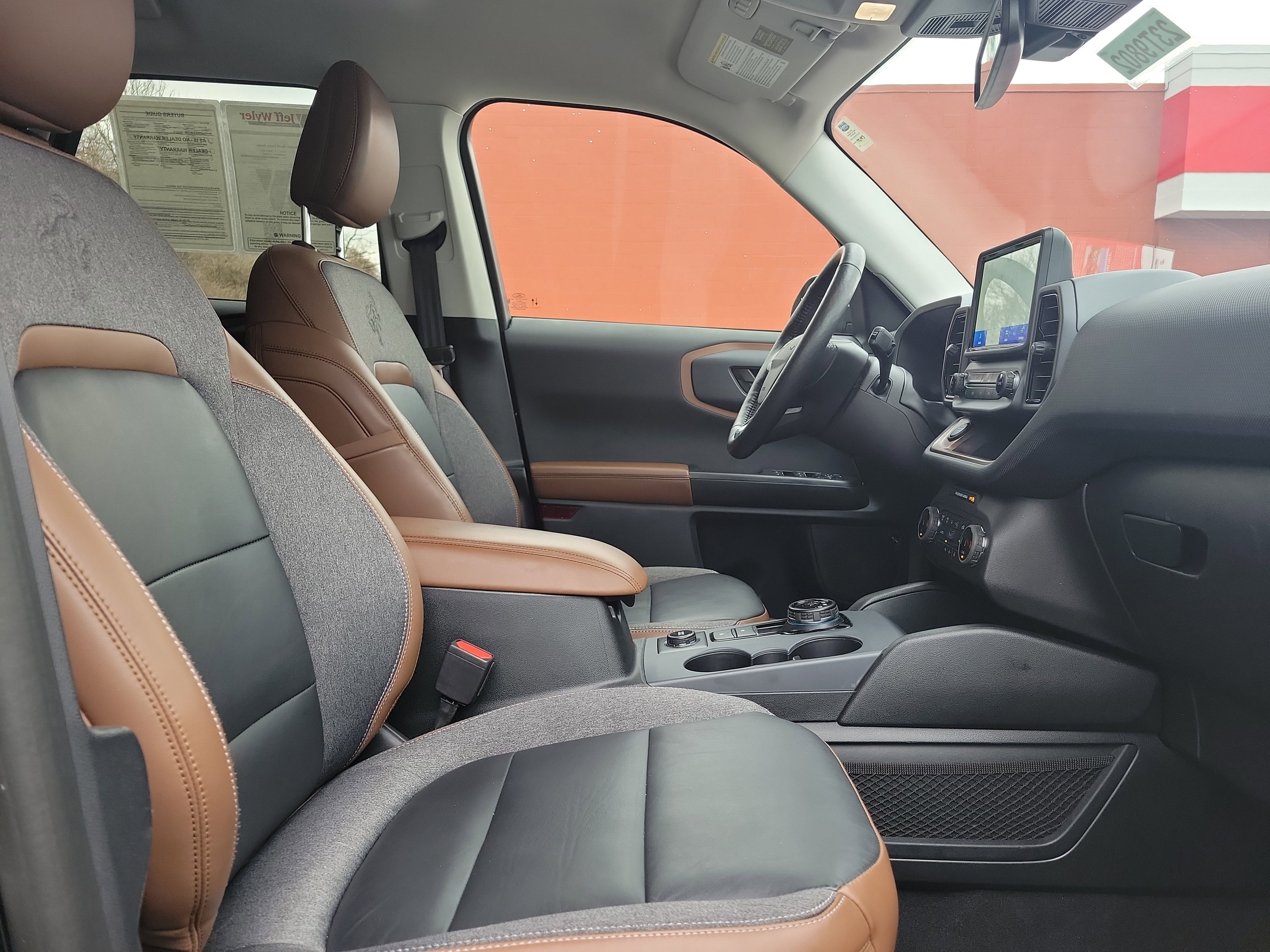 Used 2022 Ford Bronco Sport Outer Banks w/ Tech Package image 27