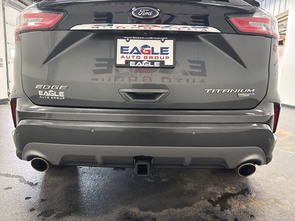 Used 2019 Ford Edge Titanium w/ Equipment Group 301A image 10