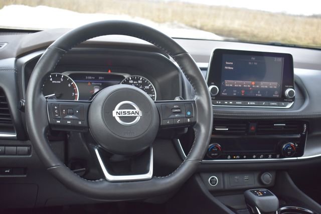 Used 2021 Nissan Rogue SV w/ Premium Package image 20