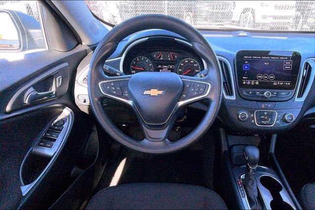 Used 2024 Chevrolet Malibu LS FWD image 5