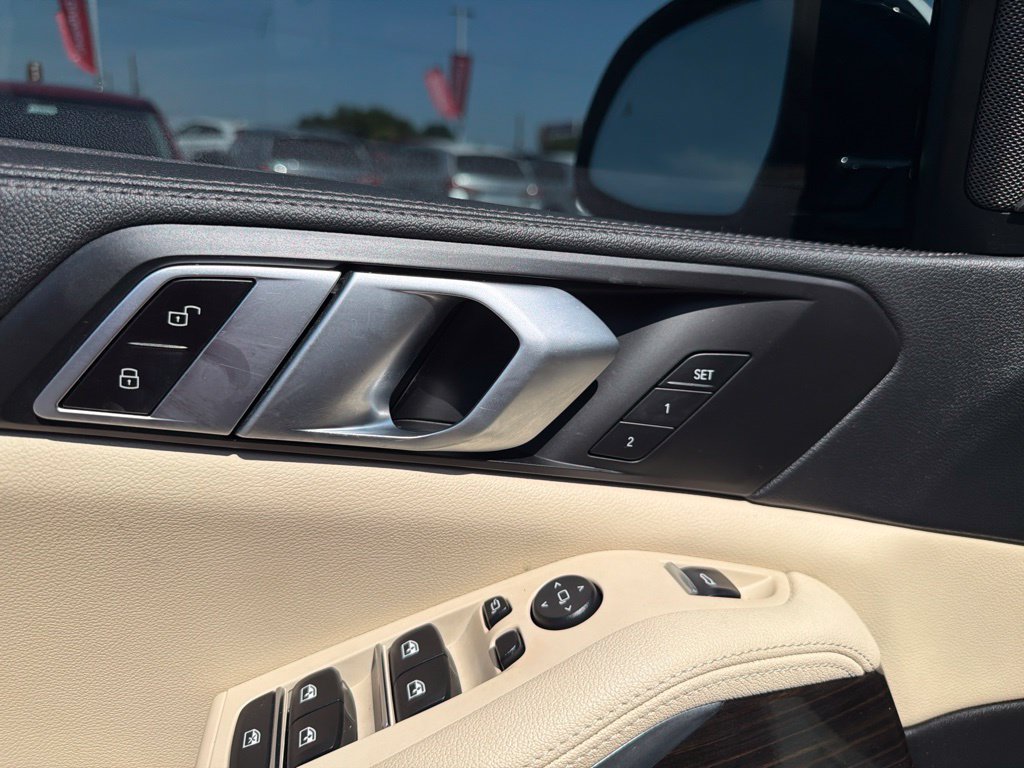 Used 2020 BMW X5 sDrive40i w/ Premium Package RWD image 15