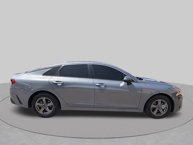 Used 2023 Kia K5 LXS FWD image 2