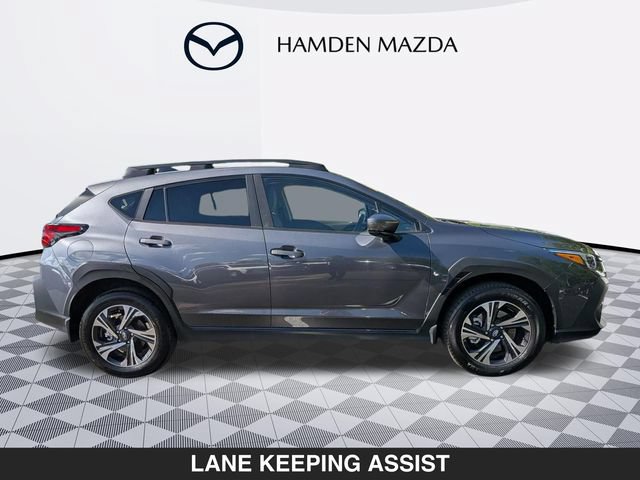 Used 2024 Subaru Crosstrek 2.0i Premium AWD/4WD image 2