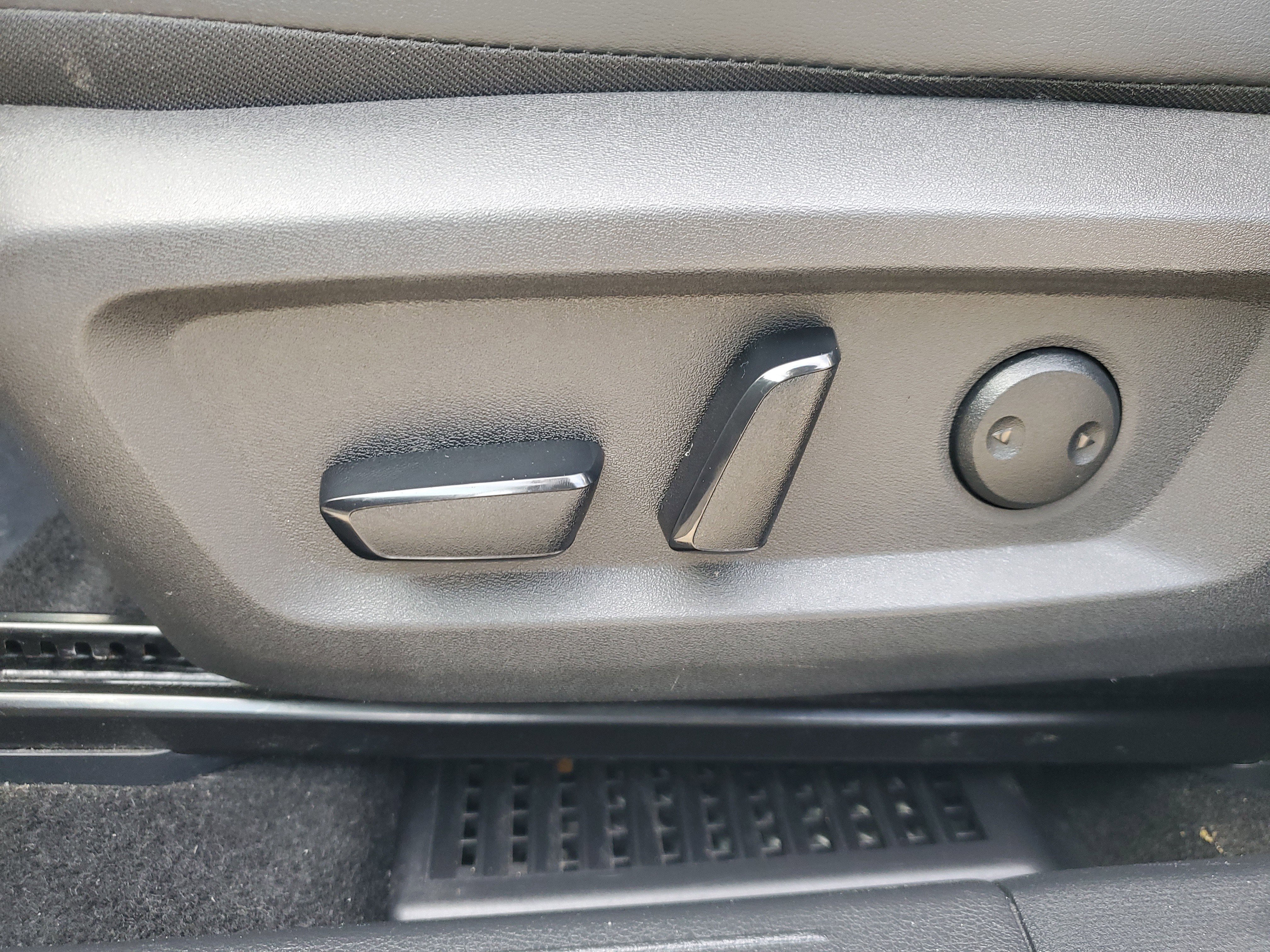 Certified 2021 Nissan Rogue Platinum image 11