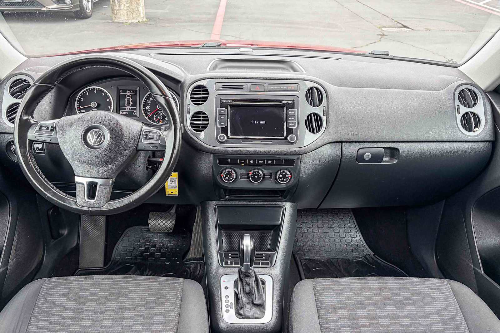 Used 2015 Volkswagen Tiguan S AWD/4WD image 11