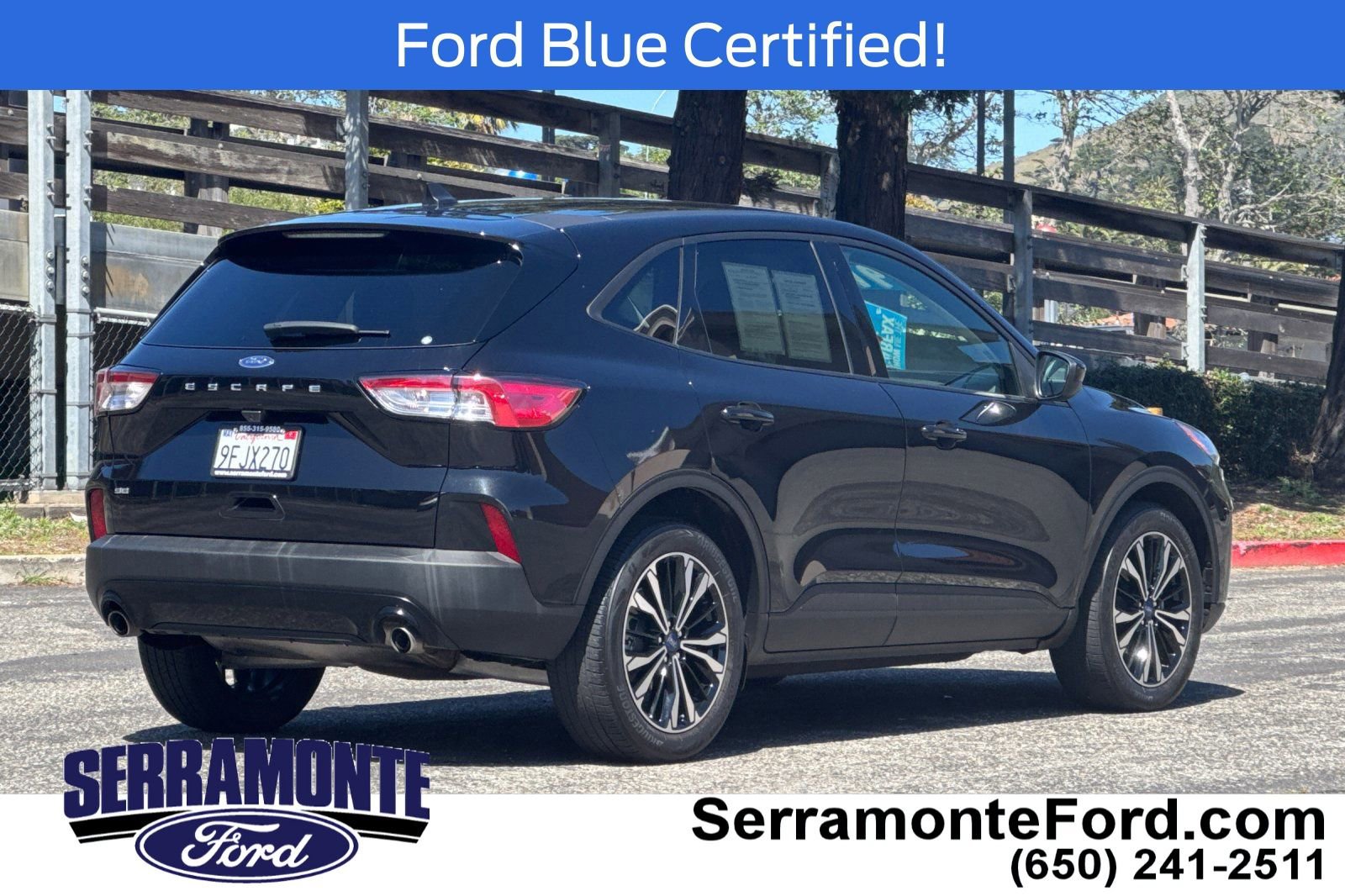 Certified 2022 Ford Escape SE w/ SE Sport Appearance Package image 4