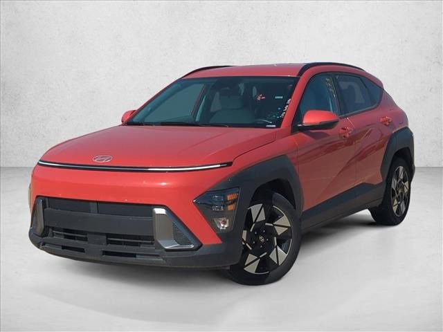 Used 2025 Hyundai Kona SEL image 1