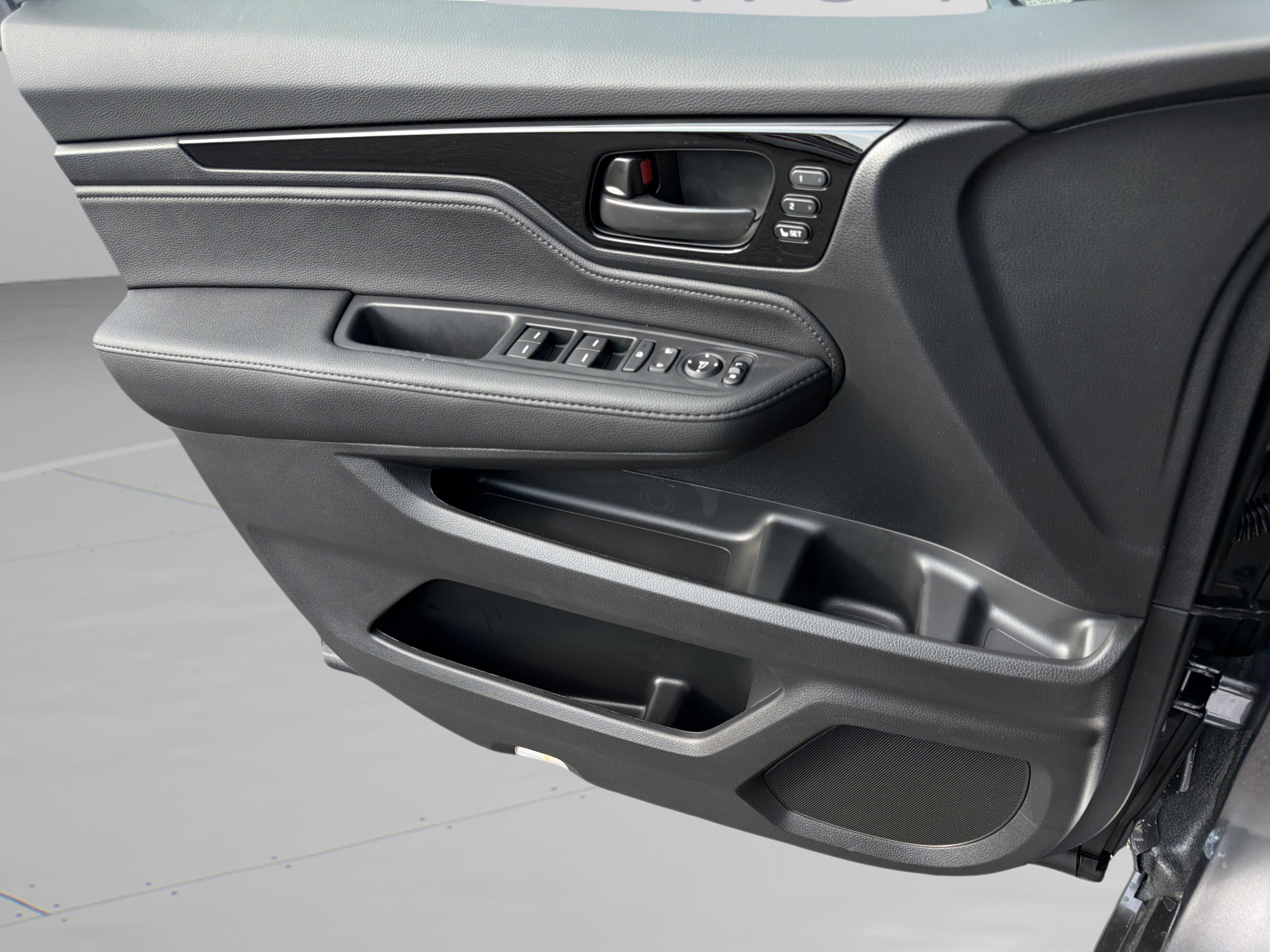 New 2026 Honda Odyssey Touring image 19