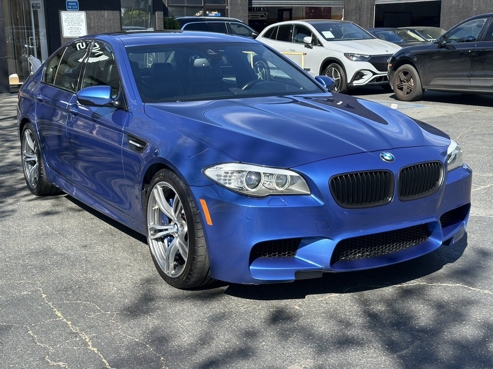 Used 2013 BMW M5 RWD image 6