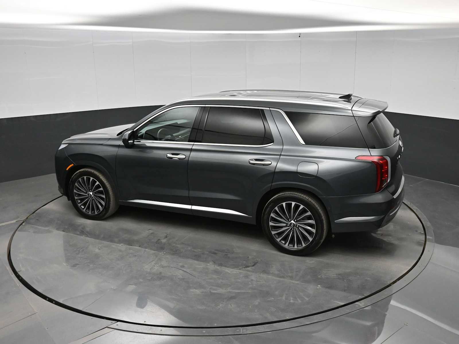 Used 2024 Hyundai Palisade Calligraphy AWD/4WD image 29