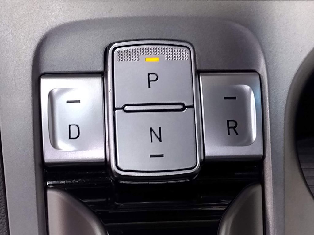 Certified 2022 Hyundai Kona SEL w/ Convenience Package image 25