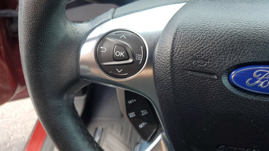 Used 2019 Ford Transit Connect XLT FWD image 11