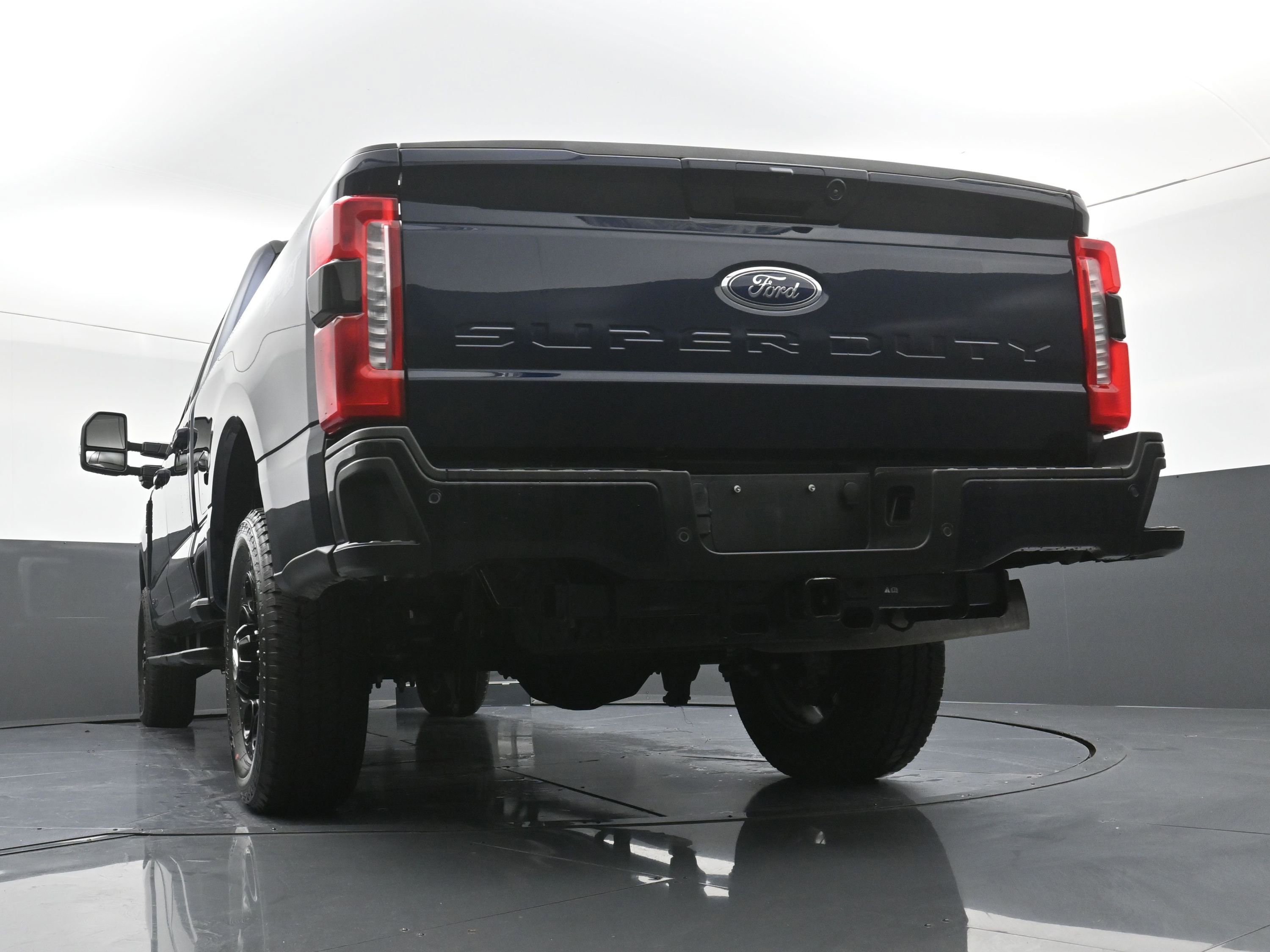 Used 2024 Ford F250 Lariat w/ Lariat Ultimate Package AWD/4WD image 33