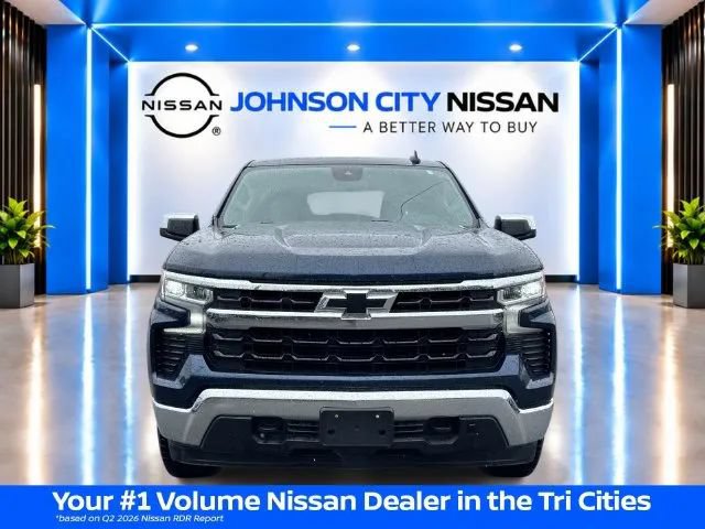 Used 2022 Chevrolet Silverado 1500 LT AWD/4WD image 9