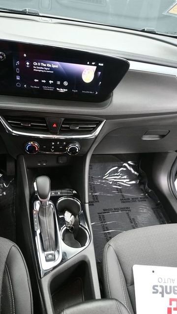 Used 2025 Buick Encore GX Preferred image 21