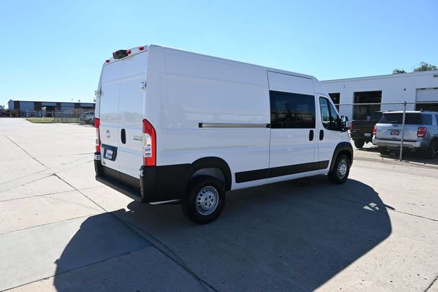 New 2026 RAM ProMaster 2500 w/ Crew Van Package FWD image 6