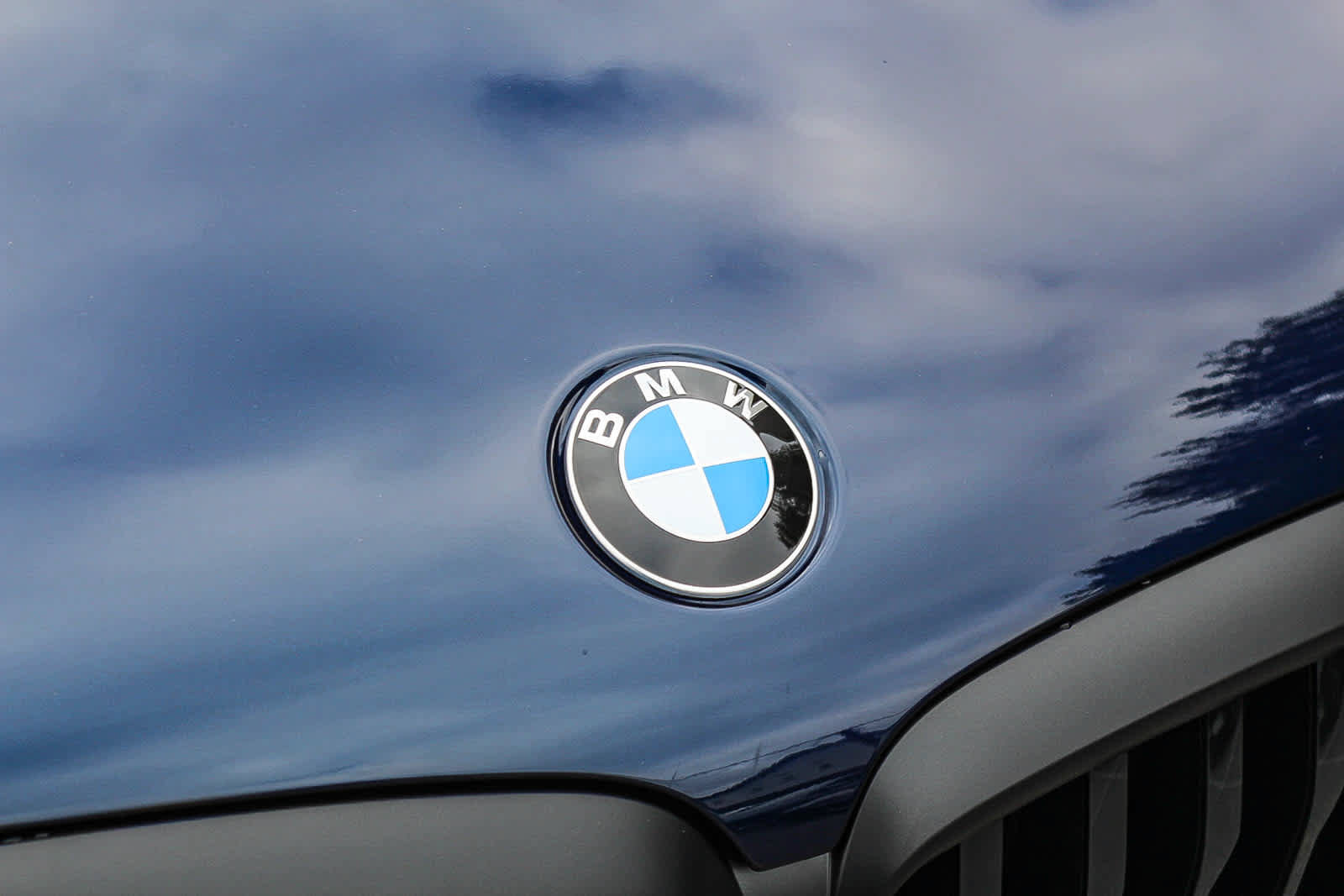 Used 2026 BMW X5 sDrive40i w/ M Sport Package RWD image 11