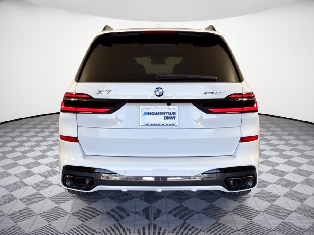New 2027 BMW X7 xDrive40i w/ M Sport Package AWD/4WD image 11