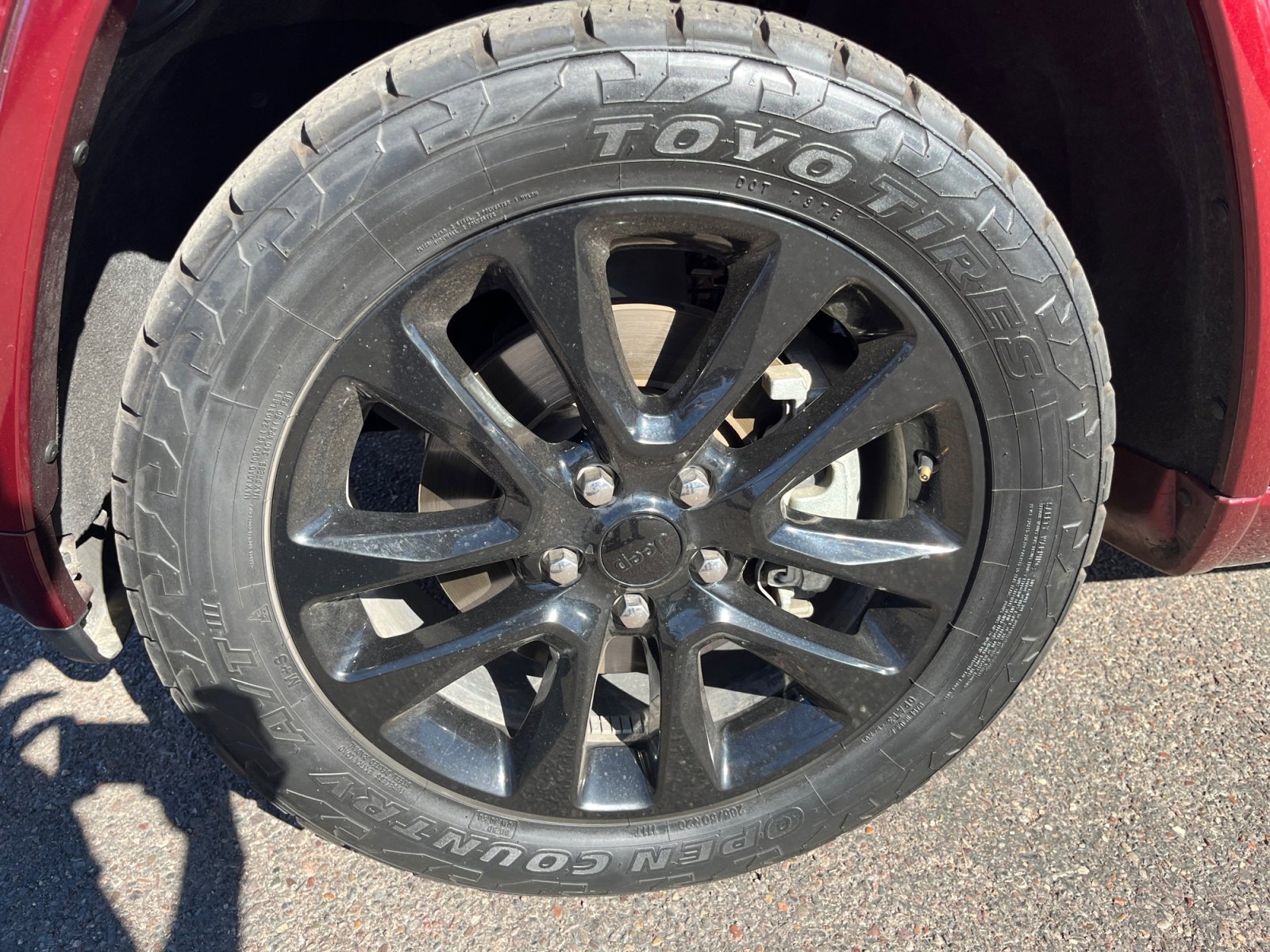 Used 2021 Jeep Grand Cherokee Laredo X image 11